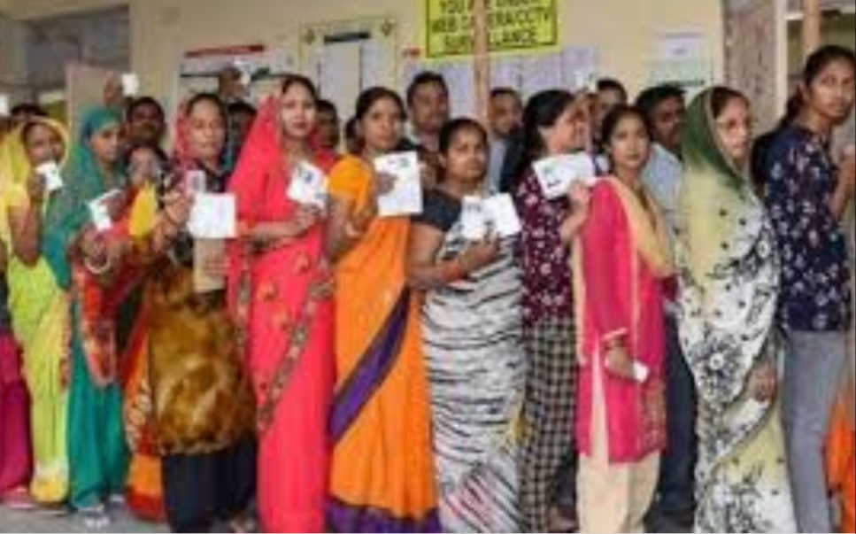 झारखंड विधानसभा चुनाव-प्रथम फेज मे 13 सीटों पर मतदान जारी-
