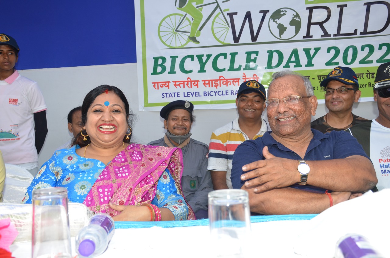 साइकिल दिवस पर आयोजित की गई साइकिल रैली,उपमुख्यमंत्री,बिहार  तारकिशोर प्रसाद ने दिखाई हरी झंडी–पटना